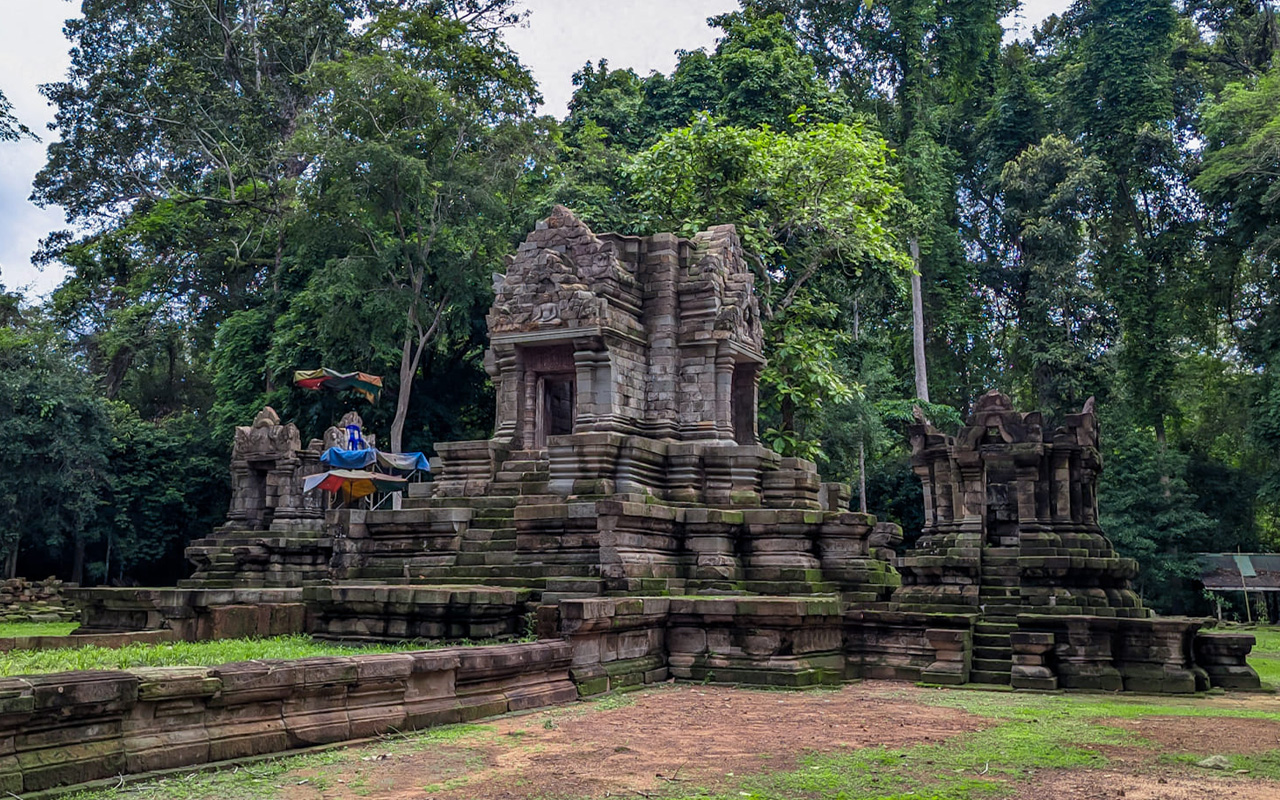 West Prasat Top