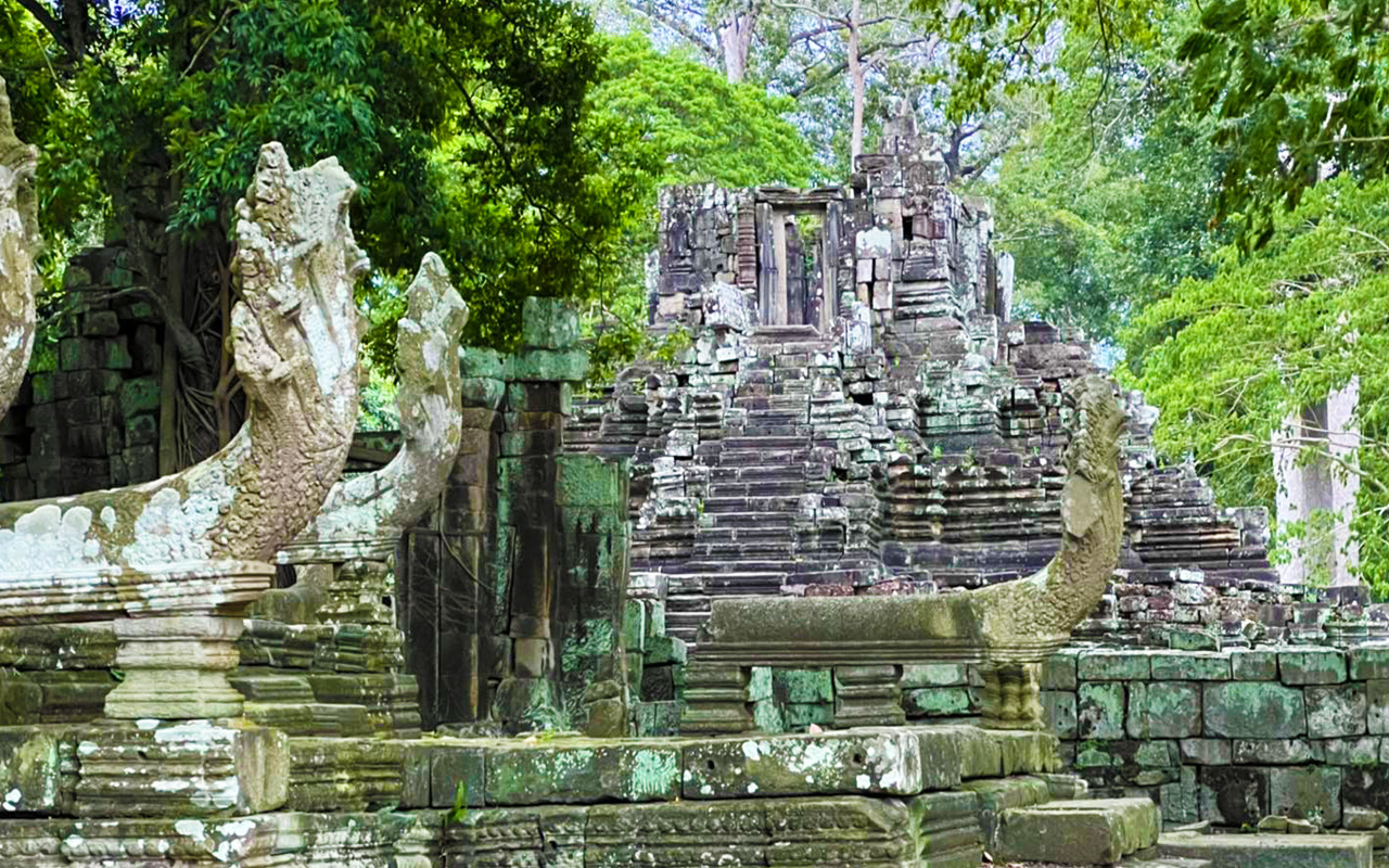 Preah Pithu Group Temples - Cambodia Attractions